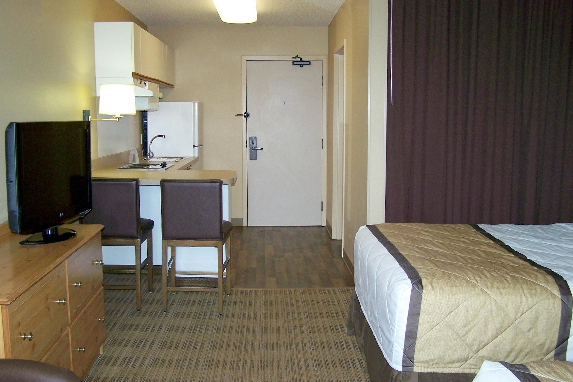 เอ็กซ์เทนด์ สเตย์ อเมริกา บอสตัน วอลแทม 52 โฟร์ท อเวนิว Hotel วอลแธม ภายนอก รูปภาพ