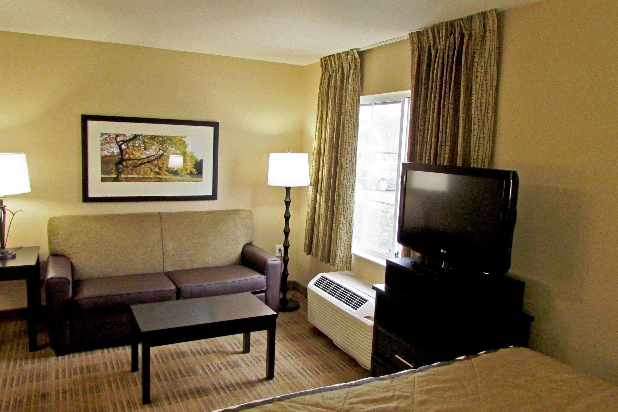 เอ็กซ์เทนด์ สเตย์ อเมริกา บอสตัน วอลแทม 52 โฟร์ท อเวนิว Hotel วอลแธม ภายนอก รูปภาพ
