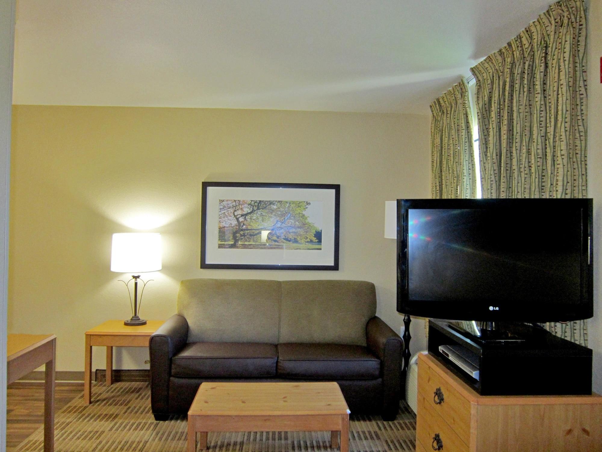 เอ็กซ์เทนด์ สเตย์ อเมริกา บอสตัน วอลแทม 52 โฟร์ท อเวนิว Hotel วอลแธม ภายนอก รูปภาพ