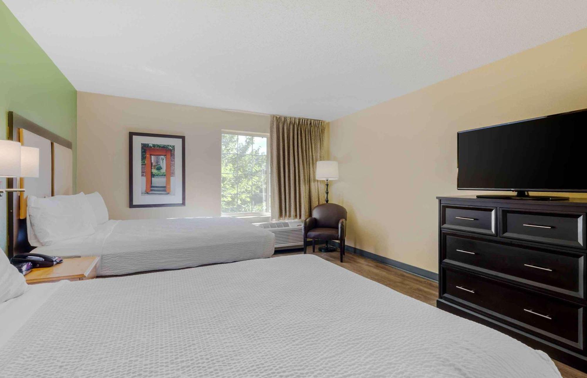 เอ็กซ์เทนด์ สเตย์ อเมริกา บอสตัน วอลแทม 52 โฟร์ท อเวนิว Hotel วอลแธม ภายนอก รูปภาพ